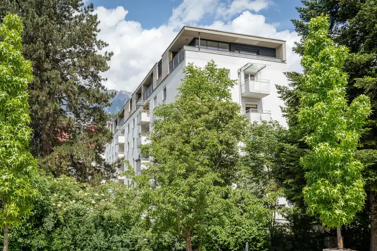 Helle 3-Zimmerwohnung mit Balkon und Aussicht