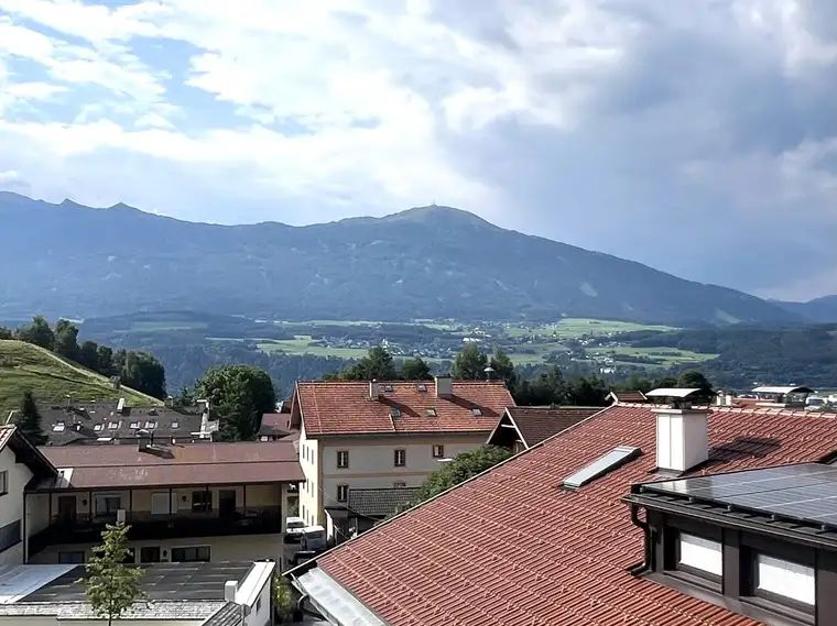 Ihr Bauprojekt in Arzl – Sonniges Grundstück mit bewilligter Architektenplanung!
