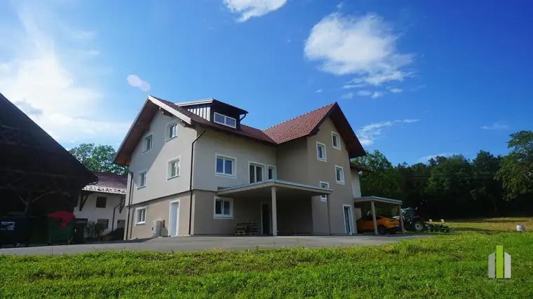 Erstbezug - 3 Zimmer Dachgeschosswohnung in Gundertshausen