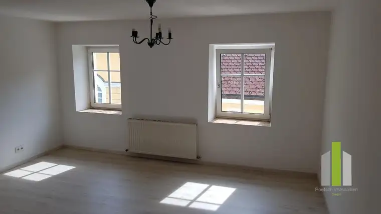 Ruhige und sonnige 2,5 Zimmer Wohnung im Ortszentrum von Uttendorf
