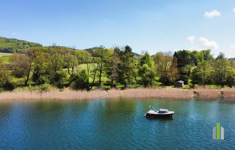Seltene Gelegenheit: Idyllisches Seegrundstück direkt am Obertrumer See