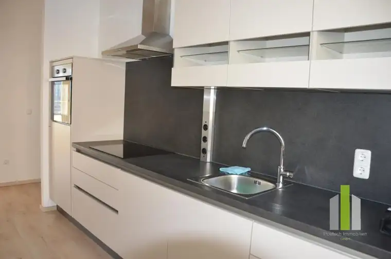 Anlageobjekt! Vermietete 2 Zi-Whg mit Balkon