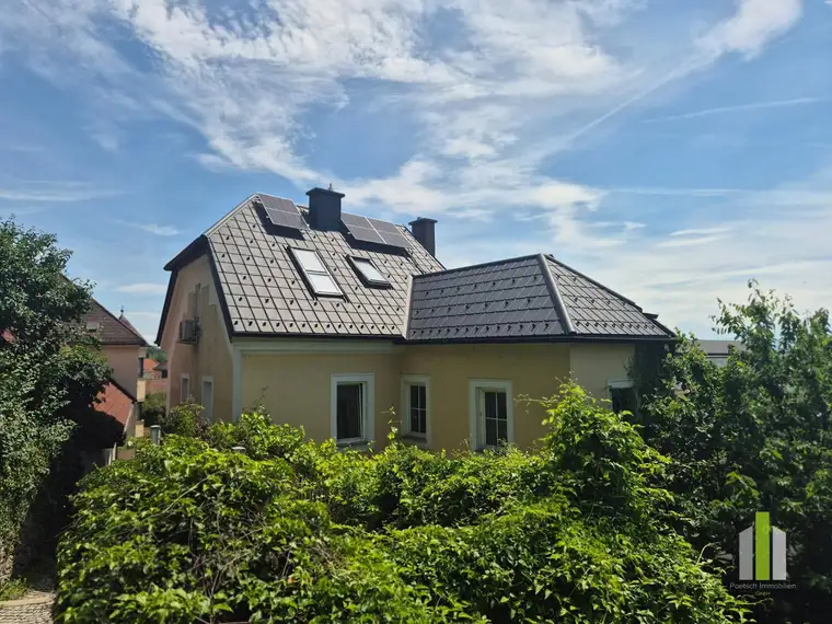 Charakteristisches Markthaus im Stadtzentrum