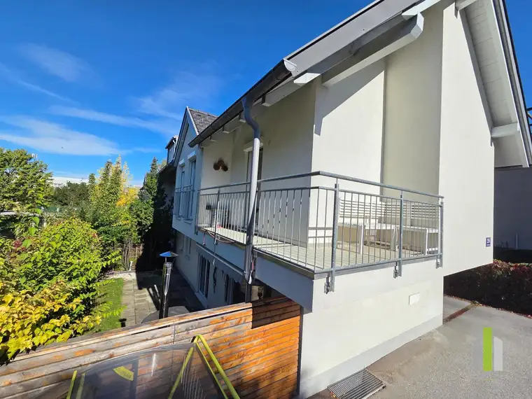 Sonniges Eck-Reihenhaus in Salzburg-Liefering mit Südwest-Terrasse und Balkon!