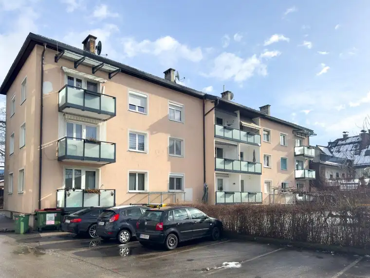 SONNIGE 3-ZIMMER-BALKONWOHNUNG