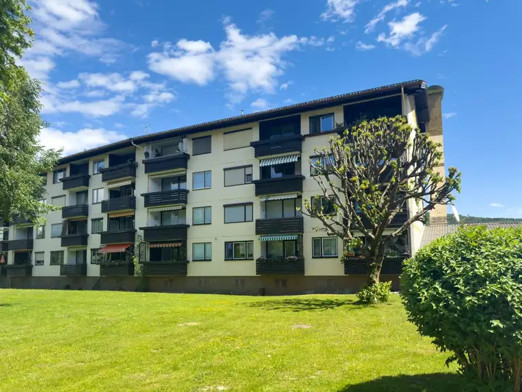 MIT GRÜNBLICK! 3-ZIMMER-WOHNUNG IN OBERALM!