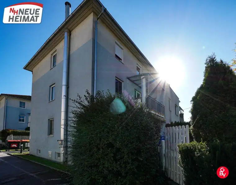 PREISWERTE WOHNUNG MIT PARKPLATZ IN LANGENSTEIN!