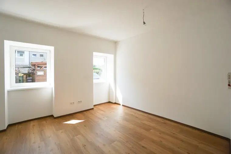 1-Raum-Wohnung im Erdgeschoss ab sofort verfügbar + 2 Monate Mietfrei!!