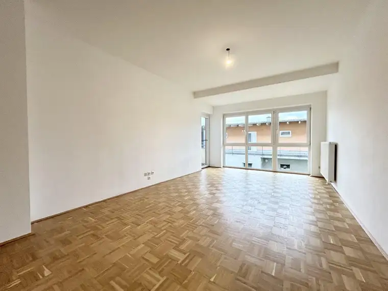 WOHNEN IN LUFTENBERG - 3 ZIMMER WOHNUNG MIT BALKON UND TIEFGARAGE