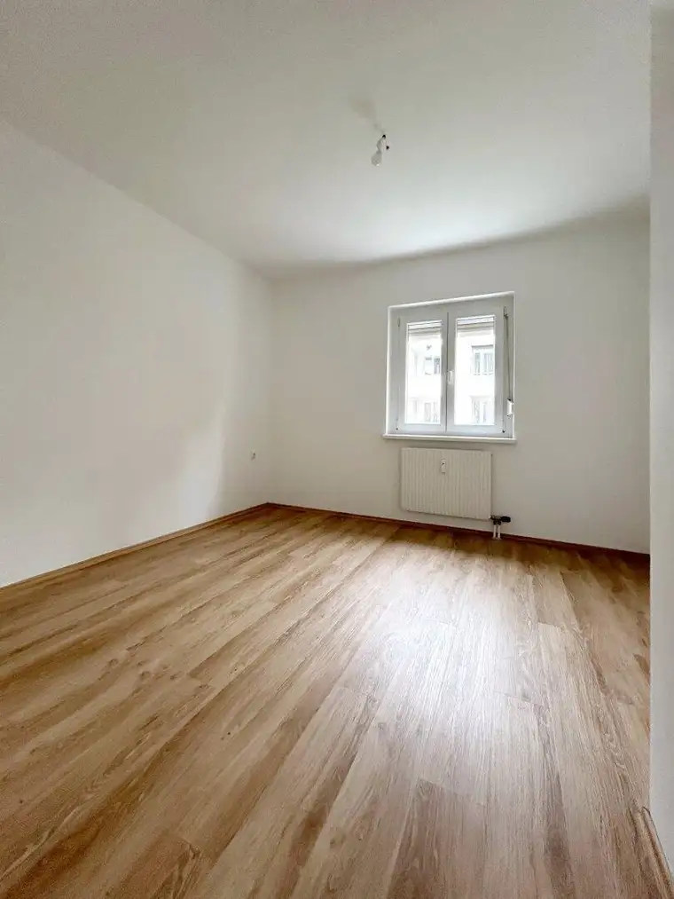 WOHNEN IN WARTBERG - 3 ZIMMER WOHNUNG MIT BALKON - HERBSTAKTION 1 MONAT MIETFREI