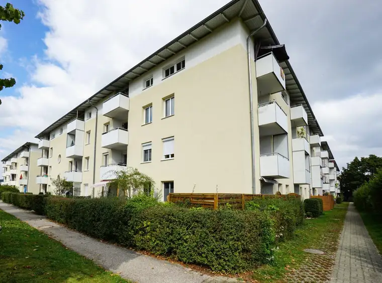 3 ZIMMER WOHNUNG IN SCHWANENSTADT MIT TIEFGARAGE UND BALKON