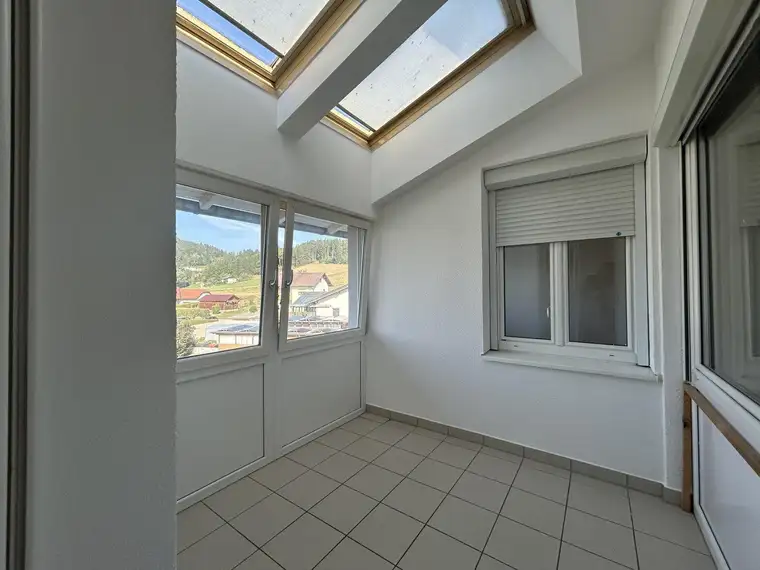 HELLE 4 ZIMMER WOHNUNG IN FREISTADT MIT TIEFGARAGENPLATZ - JETZT CHANCE NUTZEN