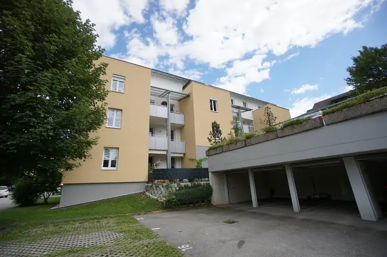 WOHNVERGNÜGEN IN WINDISCHGARSTEN! 3-ZIMMER-WOHNUNG MIT LOGGIA UND PARKPLATZ