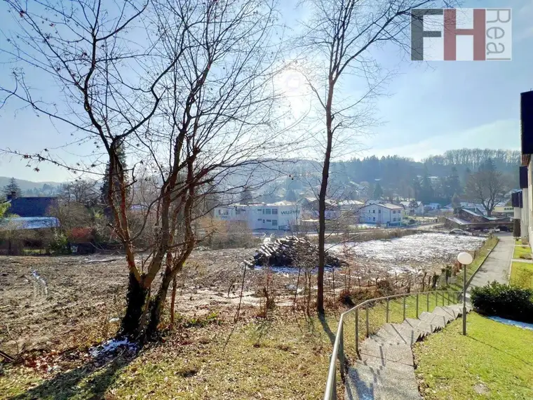 Bauträgerprojekt, herrliche Fernsicht, baubewilligte WNFL 1.352m², Grundstück 3.674m², zentrale Lage!