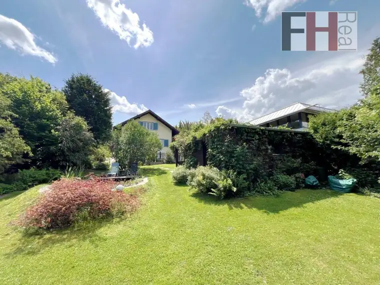 Gepflegtes Haus mit Charme und Flair auf traumhaftem Grundstück!