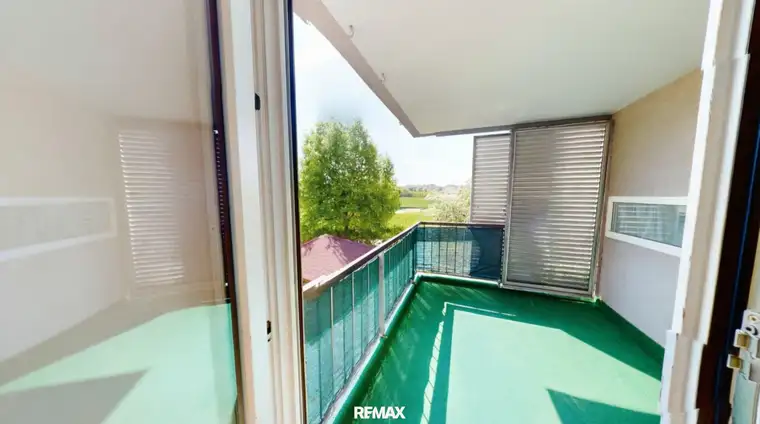 Loggia-Wohnung im 1. Liftstock mit Grünblick in Kaiserebersdorf beim Leberberg