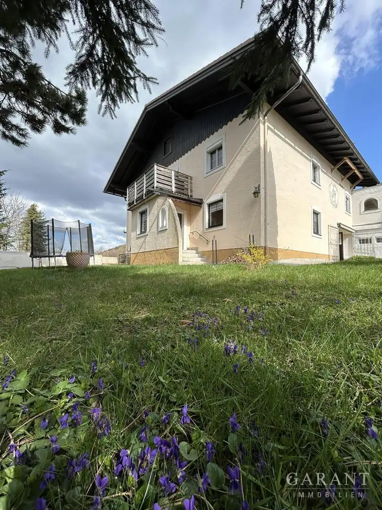 Erdgeschosswohnung mit Gartenidylle