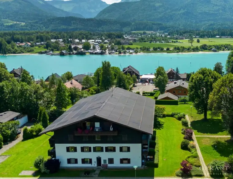 TRAUMHAFTE FERIENWOHNUNG AM WOLFGANGSEE MIT BADEPLATZ UND SEEZUGANG