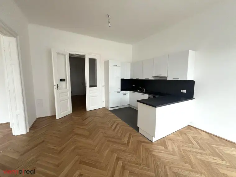 ERSTBEZUG - Helle 3-Zimmer Wohnung mit Wohnküche, Abstellraum und Kellerabteil - UNBEFRISTET