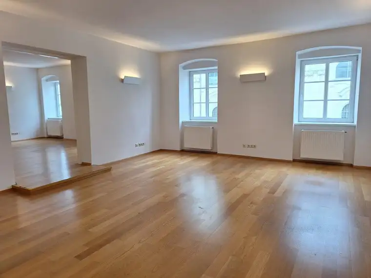 360 TOUR / Modernes 3-Zimmer-Altbaubüro in zentraler Lage von Klagenfurt - Nähe Alter Platz
