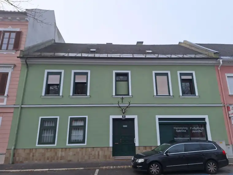 Mehrfamilienhaus / Mittelzinshausliegenschaft mit Potential in sehr guter Lage von Klagenfurt - Nähe Lastenstraße