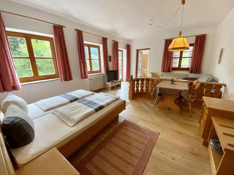 360 Tour / Bestens eingeführtes, modernes Apartmenthotel mit Fernblick in sehr guter Lage von Bad Kleinkirchheim