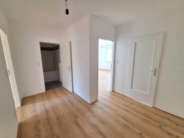 360° TOUR / Erstbezug nach Adaptierung: Helle, zentral begehbare, moderne 3-Zimmer-Neubauwohnung zentraler, guter Lage