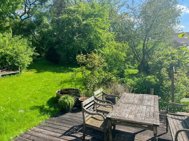 Gemütliches Landhaus mit Gartenparadies und guter Anbindung an Wien
