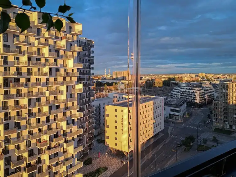 SKY TOWER: Zwei-Zimmer-Eigentum am Hauptbahnhof mit fantastischem Fernblick