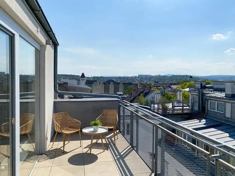 Dachgeschoß-Maisonette mit Charme und Weitblick