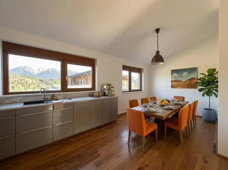 Familienfreundliche 5-Zimmer-Wohnung