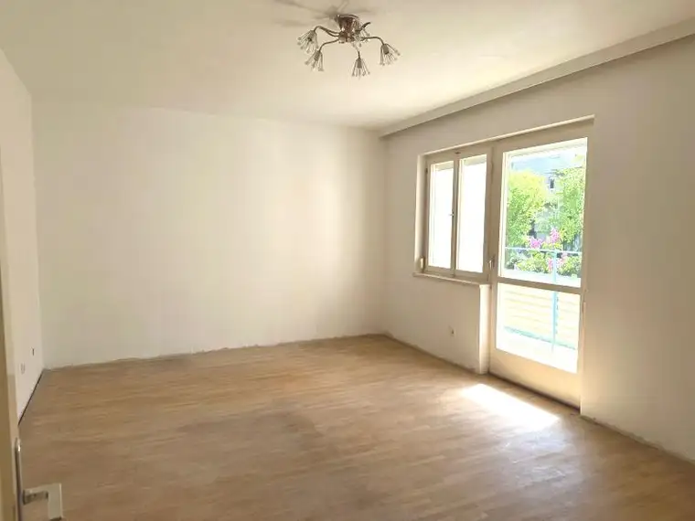 Nina DUCIA, Immobilien Sterzinger GmbH