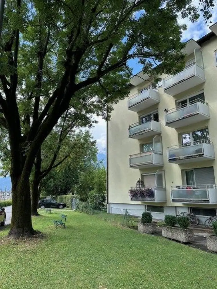 Wilten - südseitige Garconniere mit Balkon in zentraler, grüner Lage
