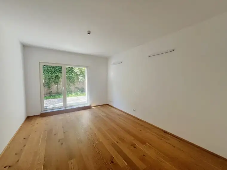 Hochwertige 1-Zimmer-Wohnung mit großer Terrasse &amp; viel Grün in Pradl – inkl. TG-Platz!