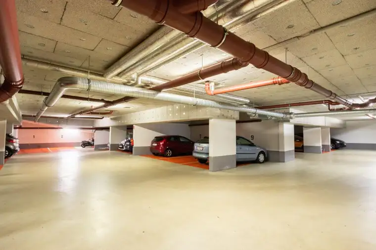 Garagenstellplätze in der Kaulbachstraße 2 - Nähe Hetzendorf