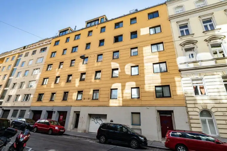 Graf Starhemberg-Gasse - Bezaubernde 2-Zimmer-Wohnung mit Loggia in den Innenhof