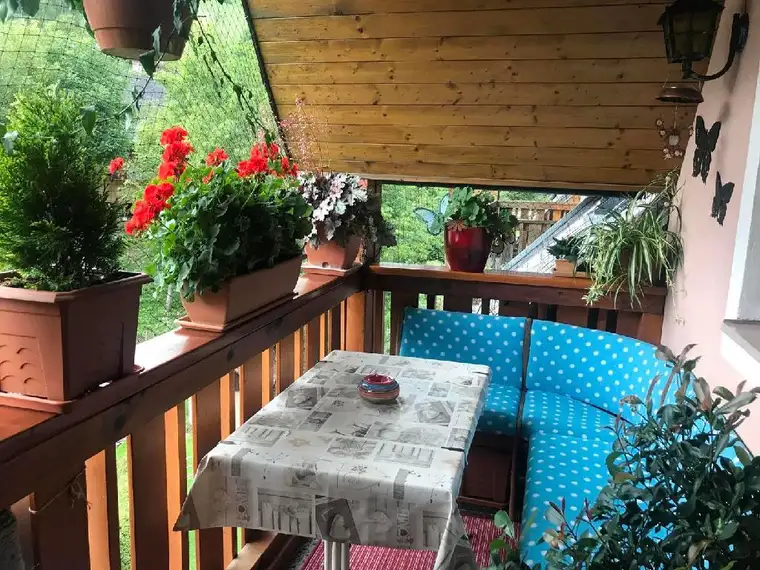 Preisgünstige Wohnung mit Balkon und Garage Nähe Köflach