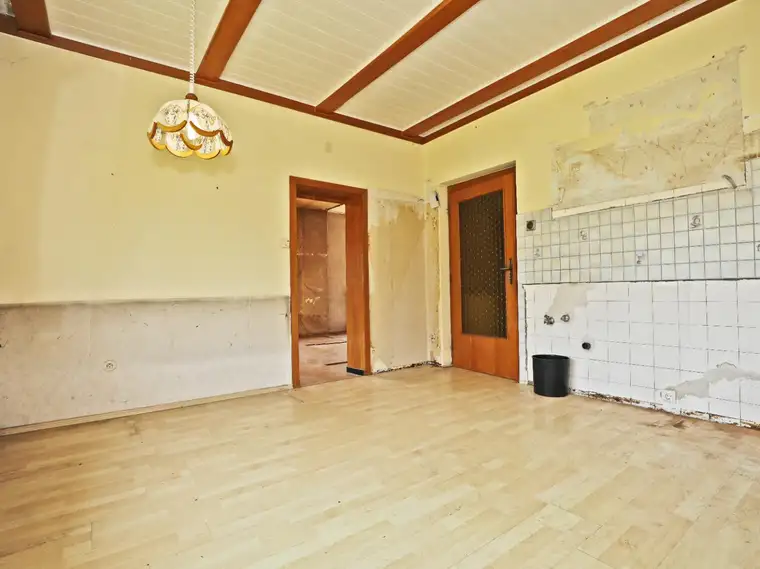 Haus auf Mietkaufvariante - Schönes ebenes Grundstück - 135m2 Wfl. - Vollkeller mit Garage - große Terrasse
