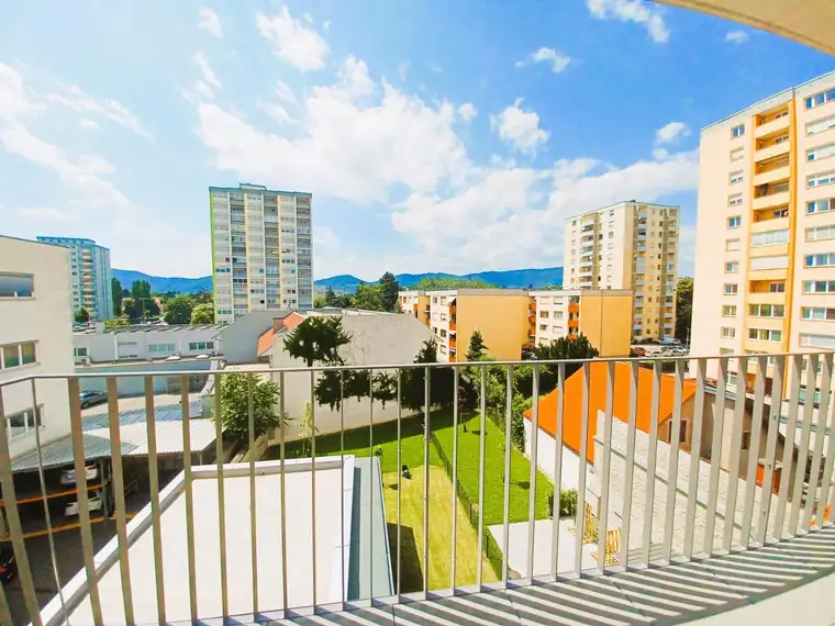 Mietwohnung mit Balkon - Generationenwohnhaus Top 13 - [GF,TS]