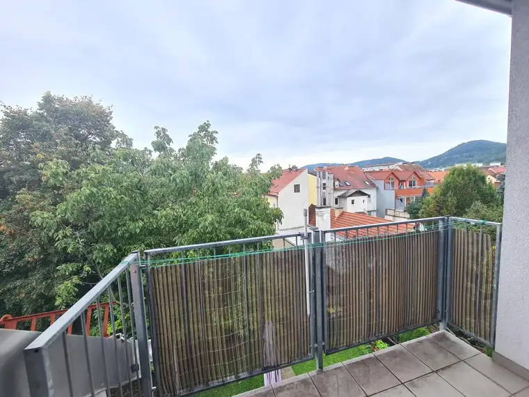 Mietwohnung mit 2 Zimmer und Balkon