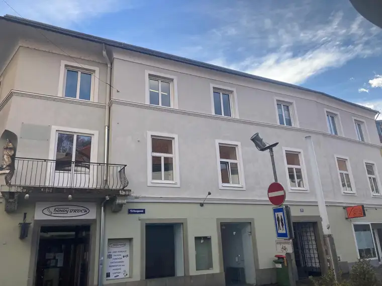 Geschäftslokal mit Schaufenster im Zentrum von Bruck - Provisionsfrei