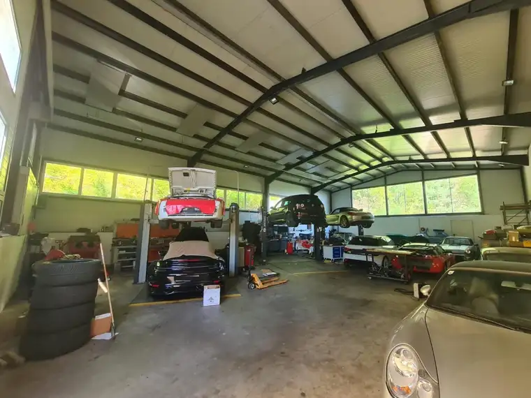 Shared Garage - Werkstätte inkl. Betriebsstättengenehmigung – Fachbetrieb südlich von Graz