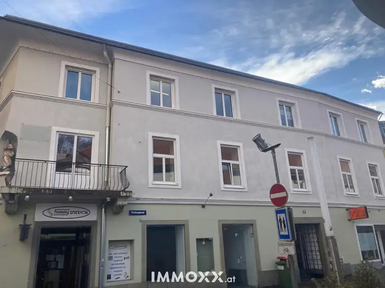 Geschäftslokal mit Schaufenster im Zentrum von Bruck