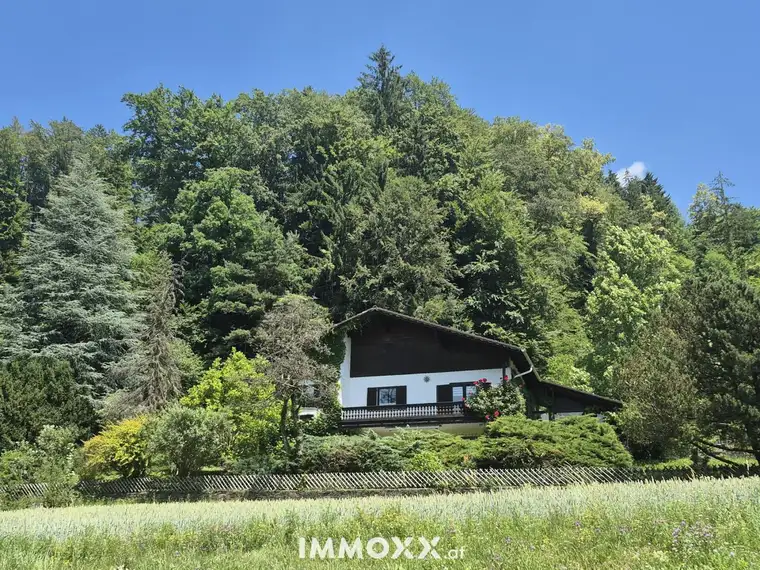 Charmantes Landhaus mit traumhaftem Panoramablick, Wellnessbereich und idyllischem Naturgrundstück im Norden von Graz