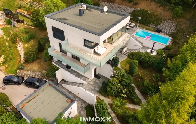 Villa am Gedersberg: 230 m² Wohnfläche, beheizter Pool, Blick auf die Koralpe