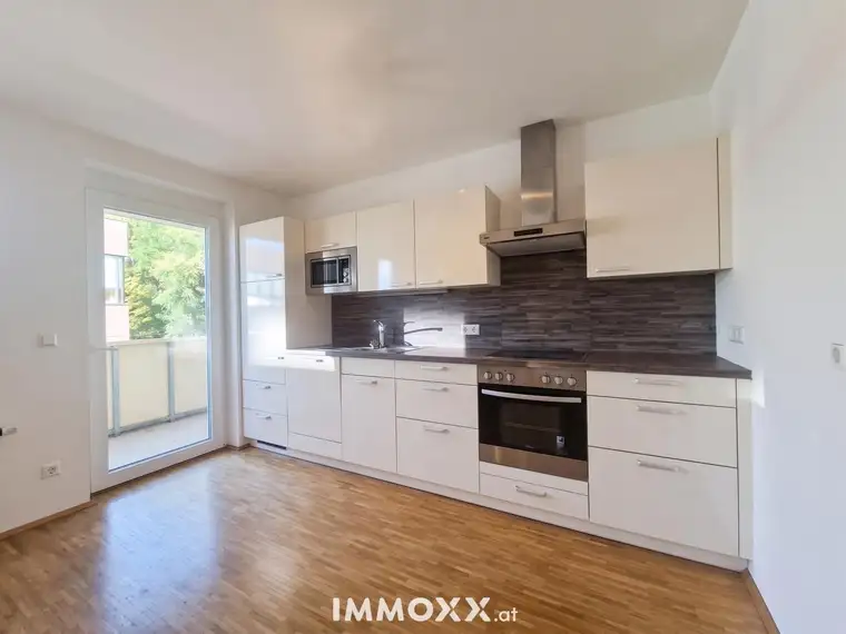 Sofort verfügbar: Moderne 3-Zimmer-Wohnung mit Balkon