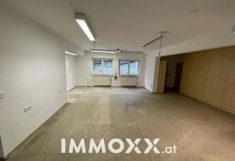 210 m² Büro und Lager mit eigener Garage — 1.200 € brutto, alles inklusive