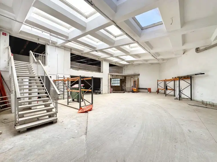 630m2 Mehrzweckhalle | Nähe U4 Hietzing