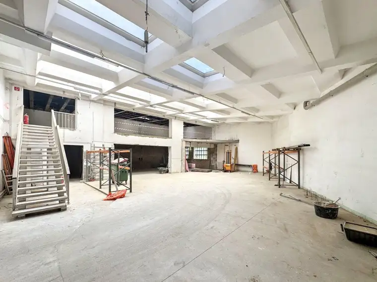 760m2 Mehrzweckhalle | Nähe U4 Hietzing