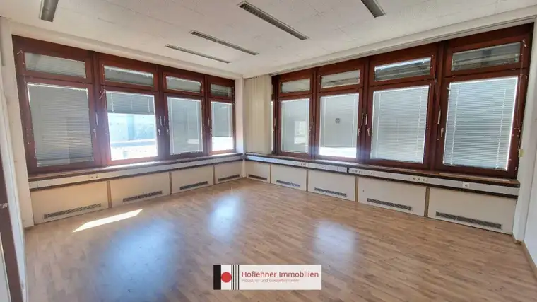 Büro im 3. OG | 32,50 m²